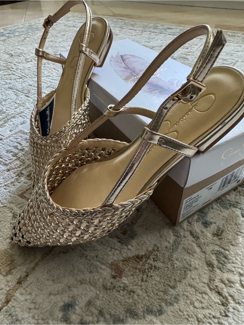 Jessica Simpson size7 Gold Woven Slingback Flats
NEW! With tags and original box